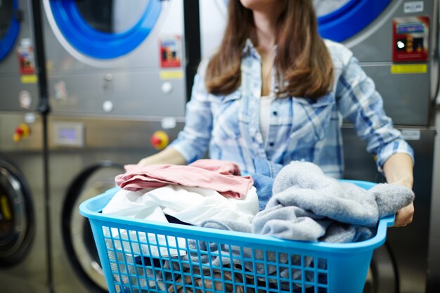 Jak niemieckie specjalistyczne żele do prania chronią kolory twoich ubrań?
